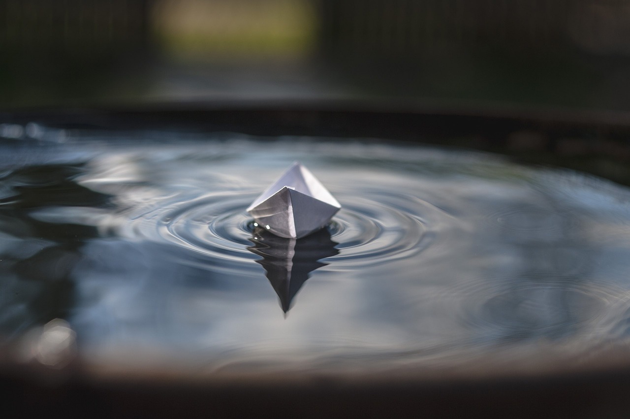 paper boat, windows wallpaper, 4k wallpaper 1920x1080, water, floats, mac wallpaper, waves, free background, paper, toy, ship, cool backgrounds, beautiful wallpaper, full hd wallpaper, nature background, 4k wallpaper, nature, desktop backgrounds, wallpaper 4k, free wallpaper, reflection, laptop wallpaper, nature wallpaper, beautiful nature, hd wallpaper, wallpaper hd, wallpaper